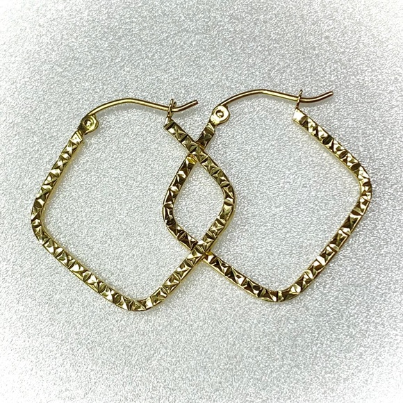 14K Gold Square Shaped Diamond Cut Hoop Earrings